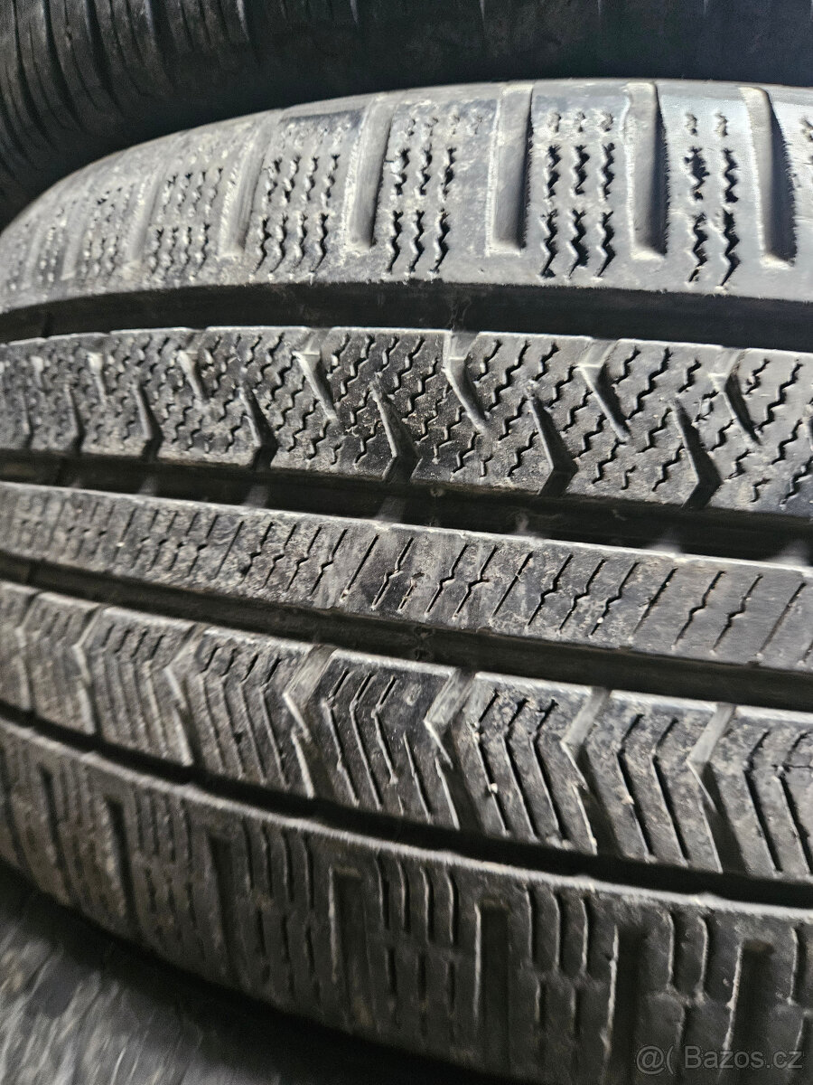 245/45r18 100Y Vredestein - 2