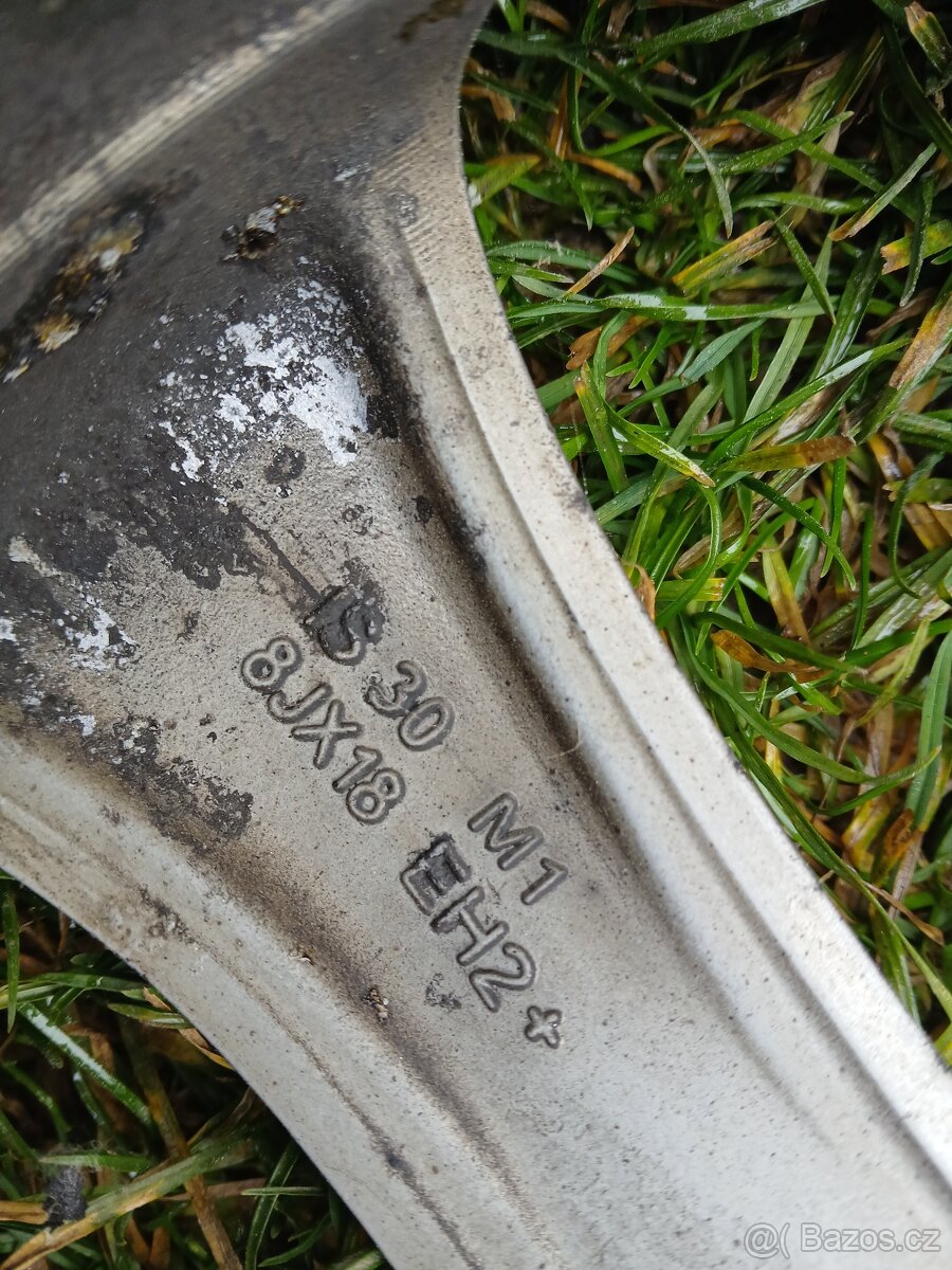 Bmw 5x120r18 et30 - 2