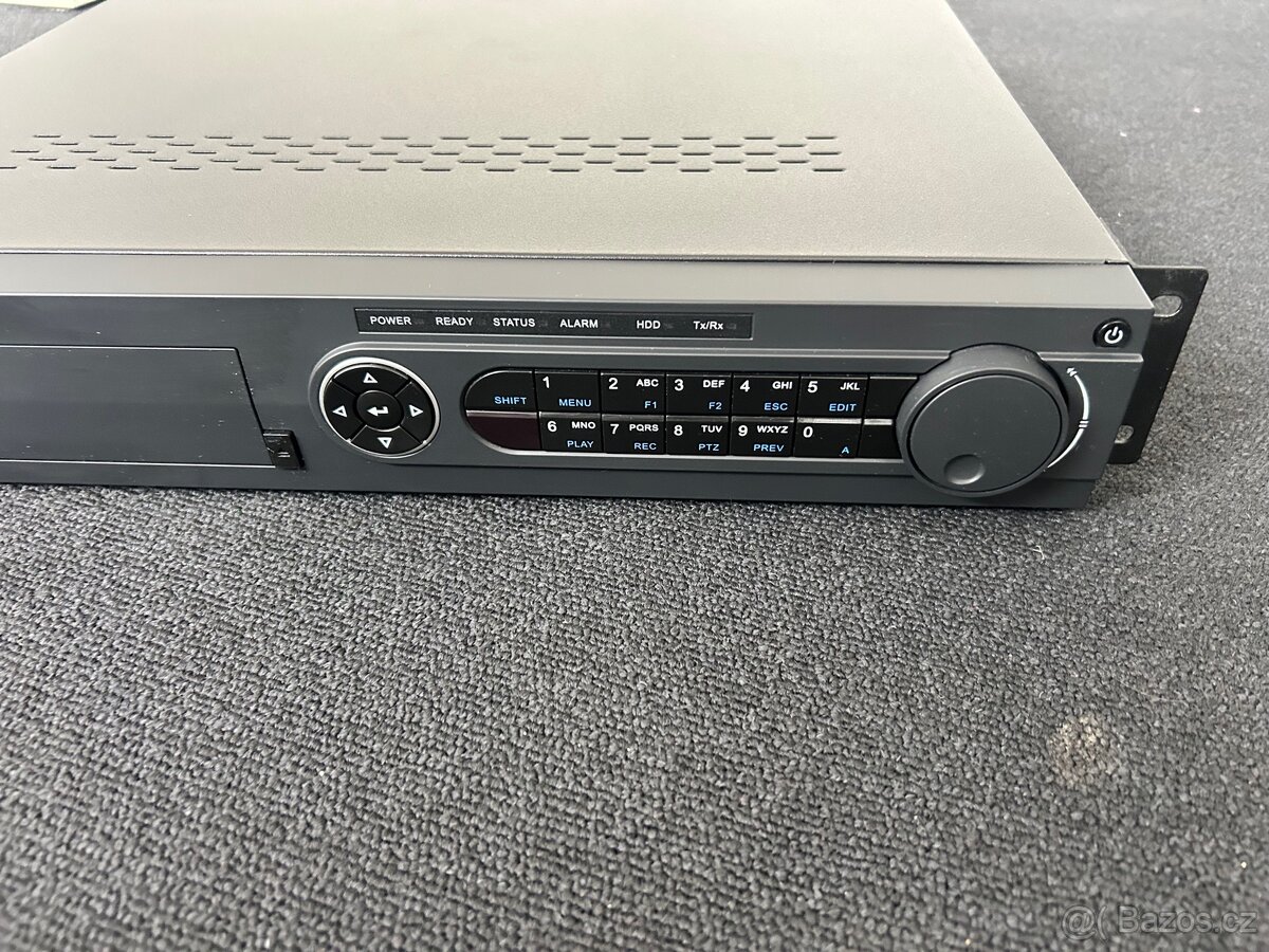 DS-7316HUHI-F4/N - 18 kanálový HYBRIDNÍ rekordér - 2