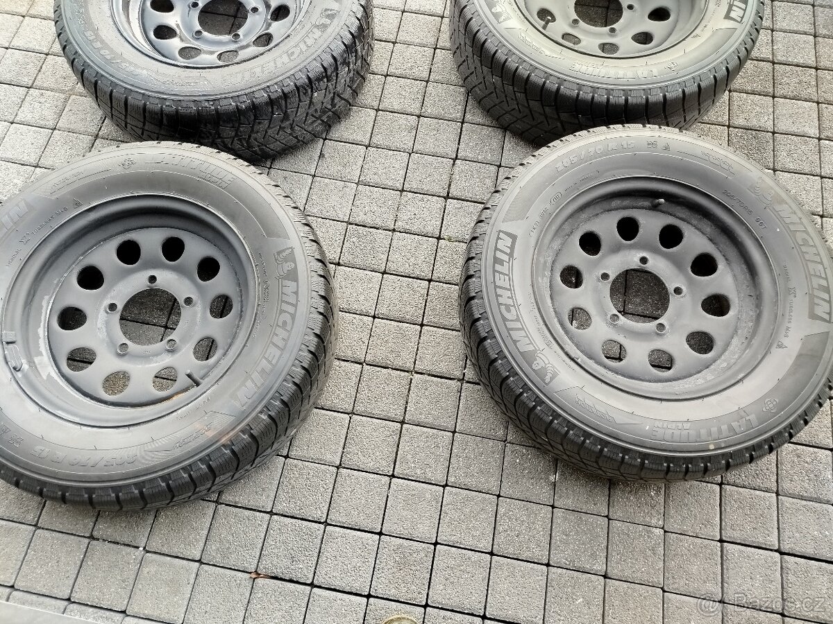 Suzuki Jimny 205/70R15 kola, zimní pneumatiky - 2