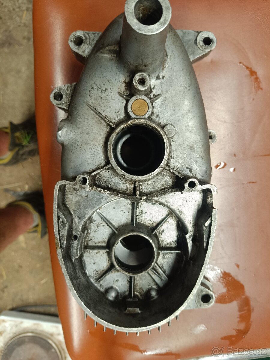 Kartery Jawa 550 - 2