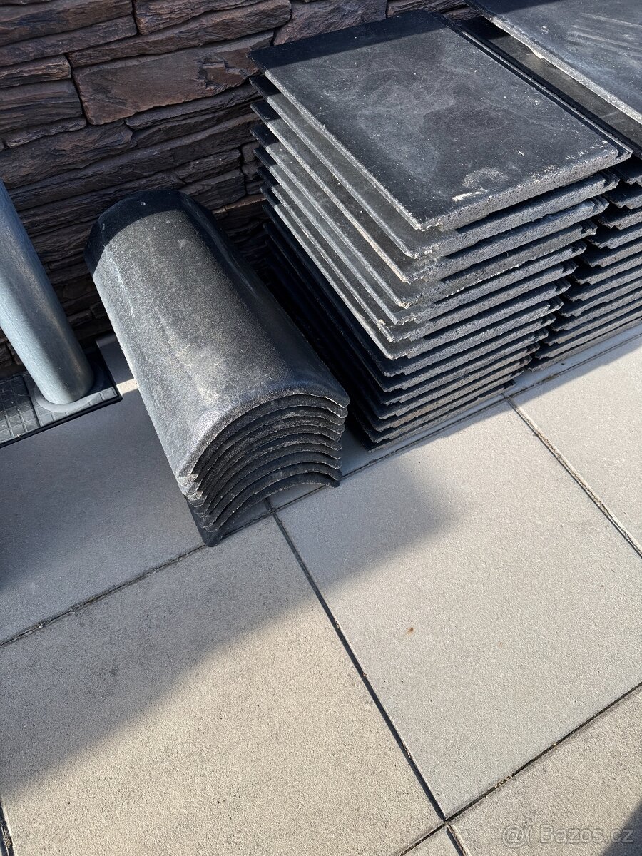 Střešní tašky Bramac Tegalit (barva ebenově černá) - 2