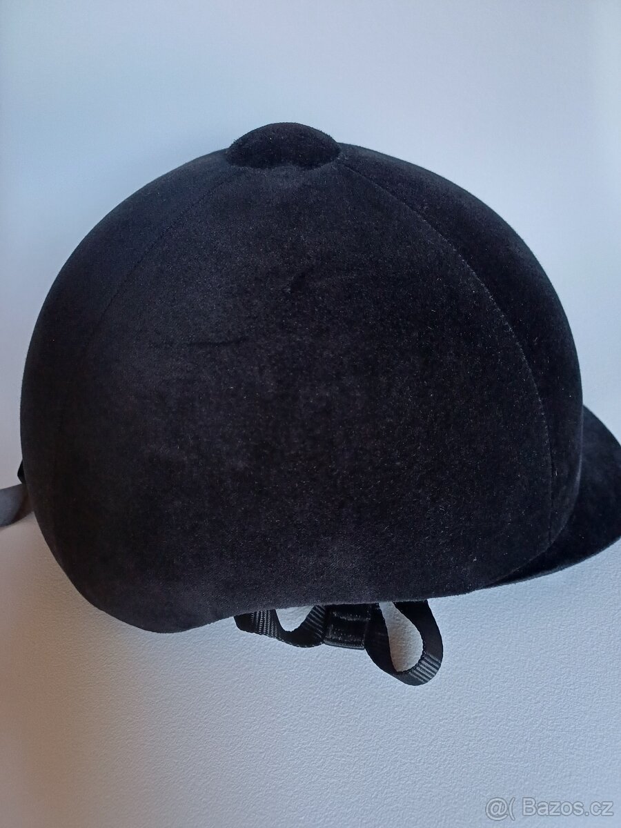 Jezdecká přilba Fouganza - 2