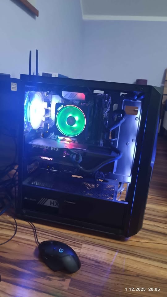 7 - Herní PC Ryzen 7 ( 8-jádro) , 16 GB RAM, GK 3060TI 8GB - 2