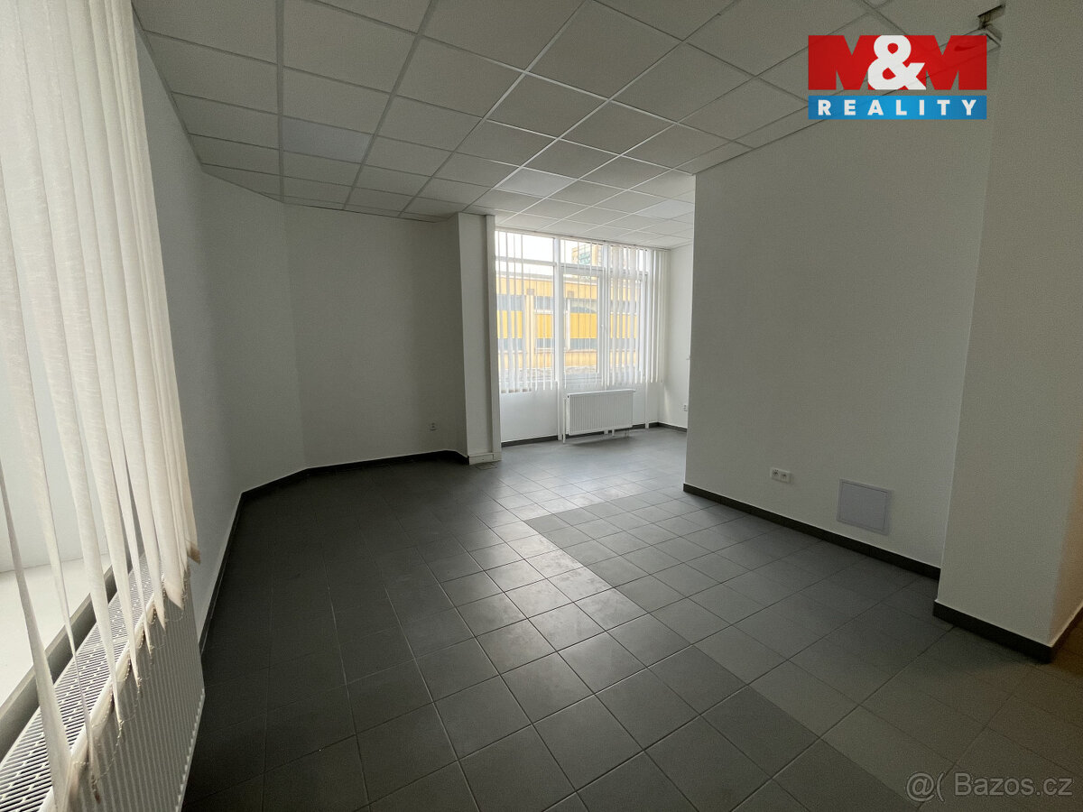 Pronájem kancelářského prostoru, Třinec, ul. nám. Svobody - 2