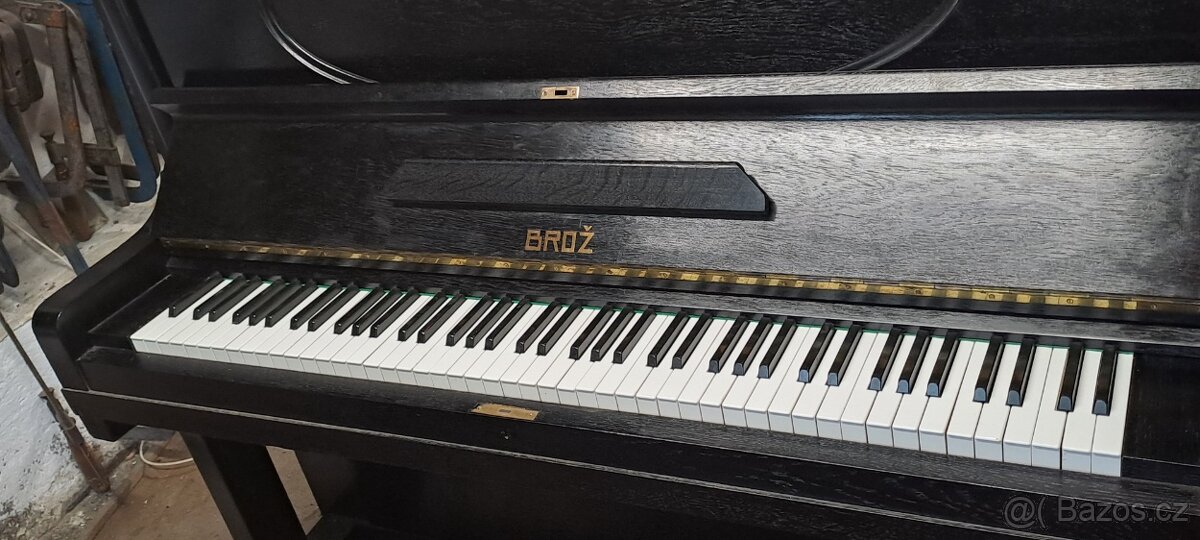 Prodám piano Brož 130 - 2