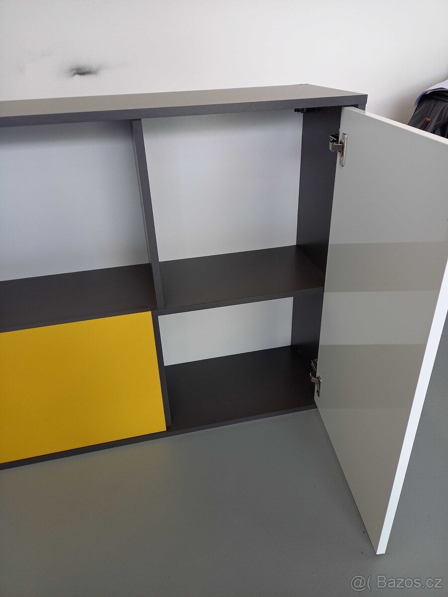 Skříňka police 85 x 80 cm - 2