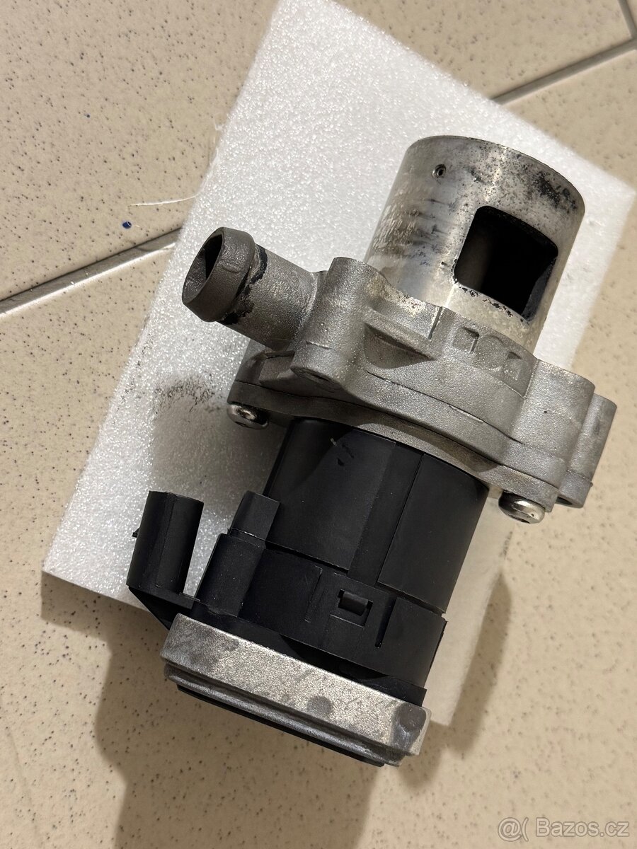 EGR ventil Pierburg - 2