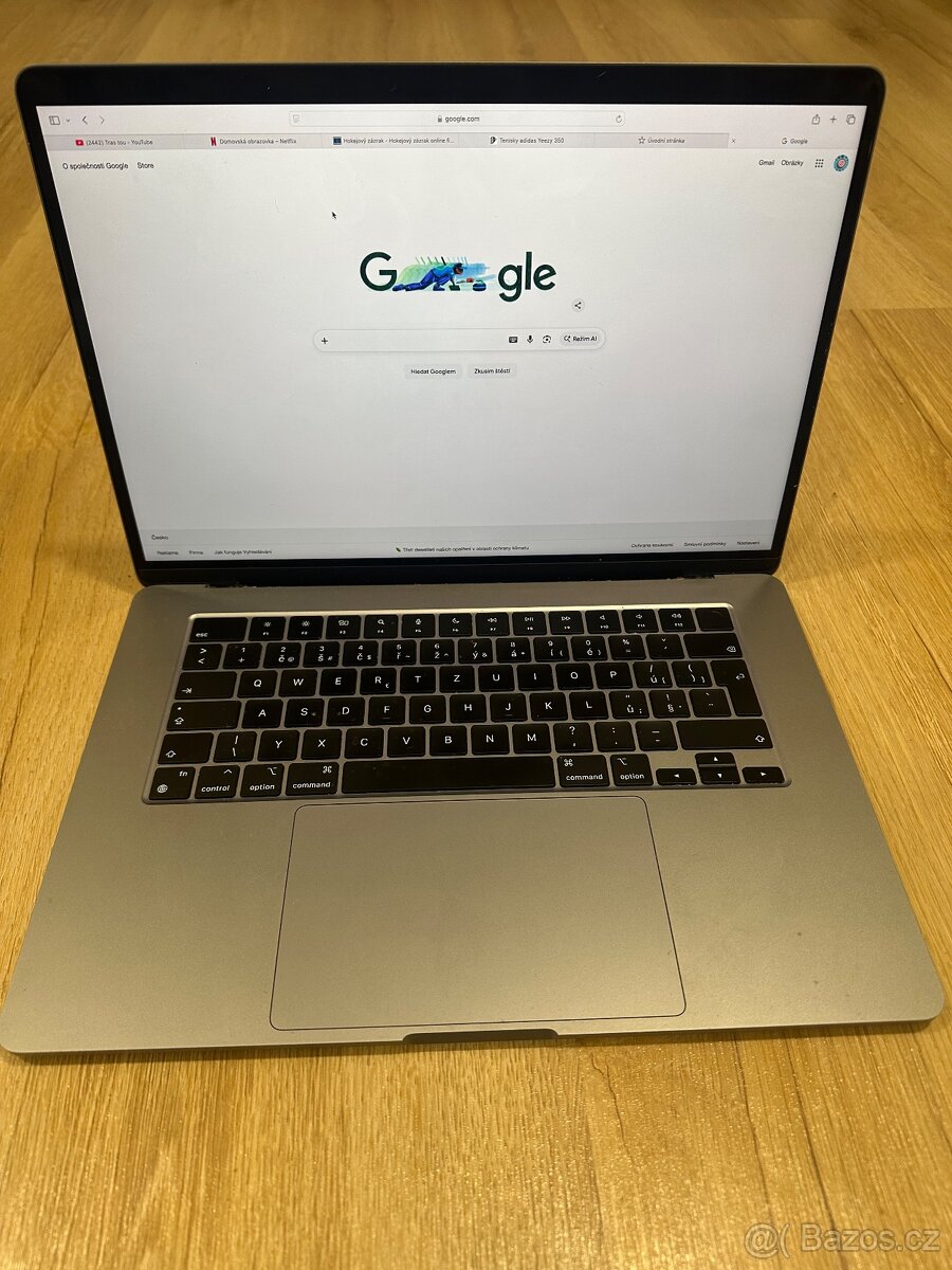 15palcový MacBook Air 15 s čipem Apple M2 - 2