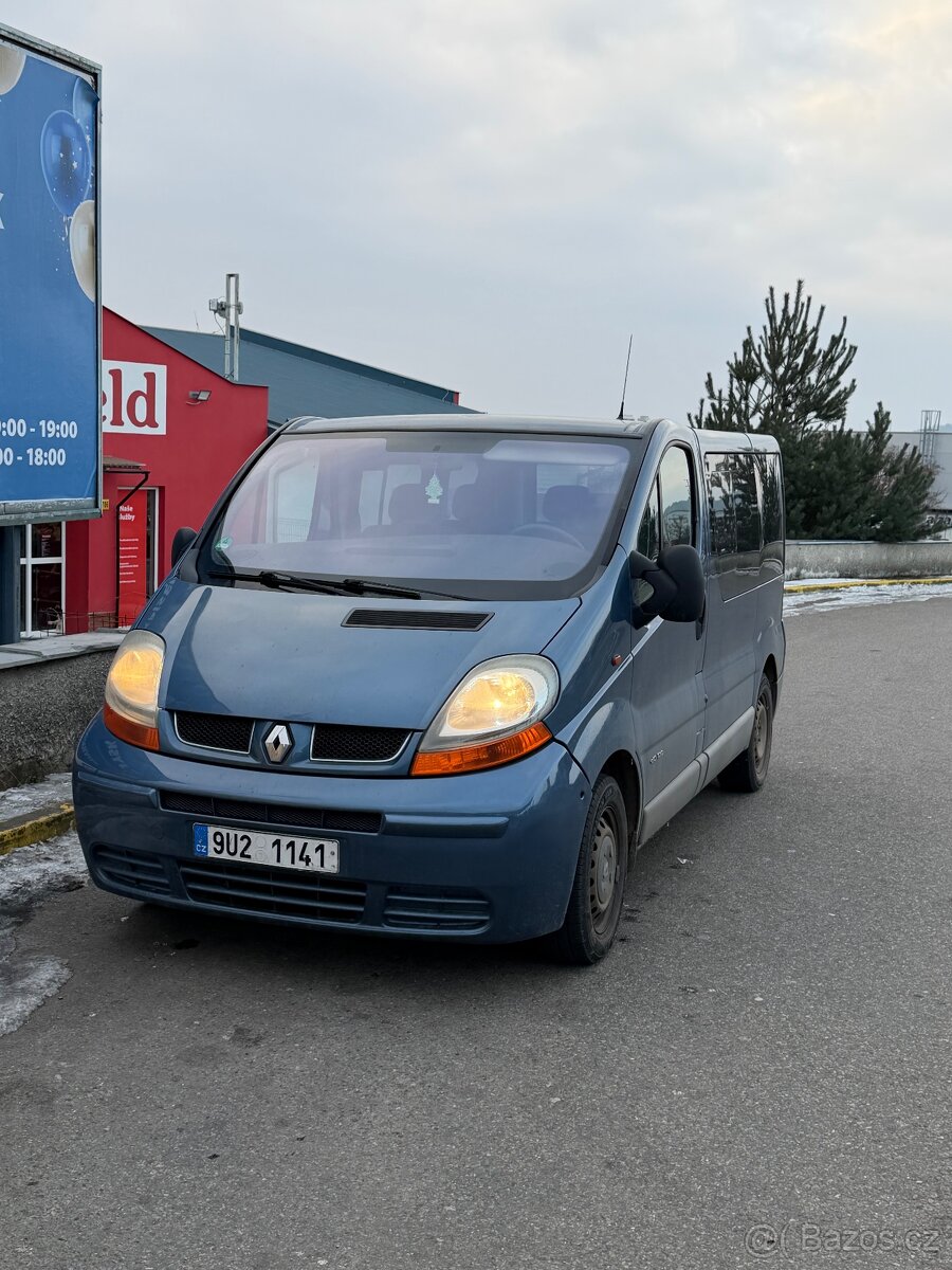Renault Trafic Passenger 2-8mistne 1.9 Tdci 74kw - 2