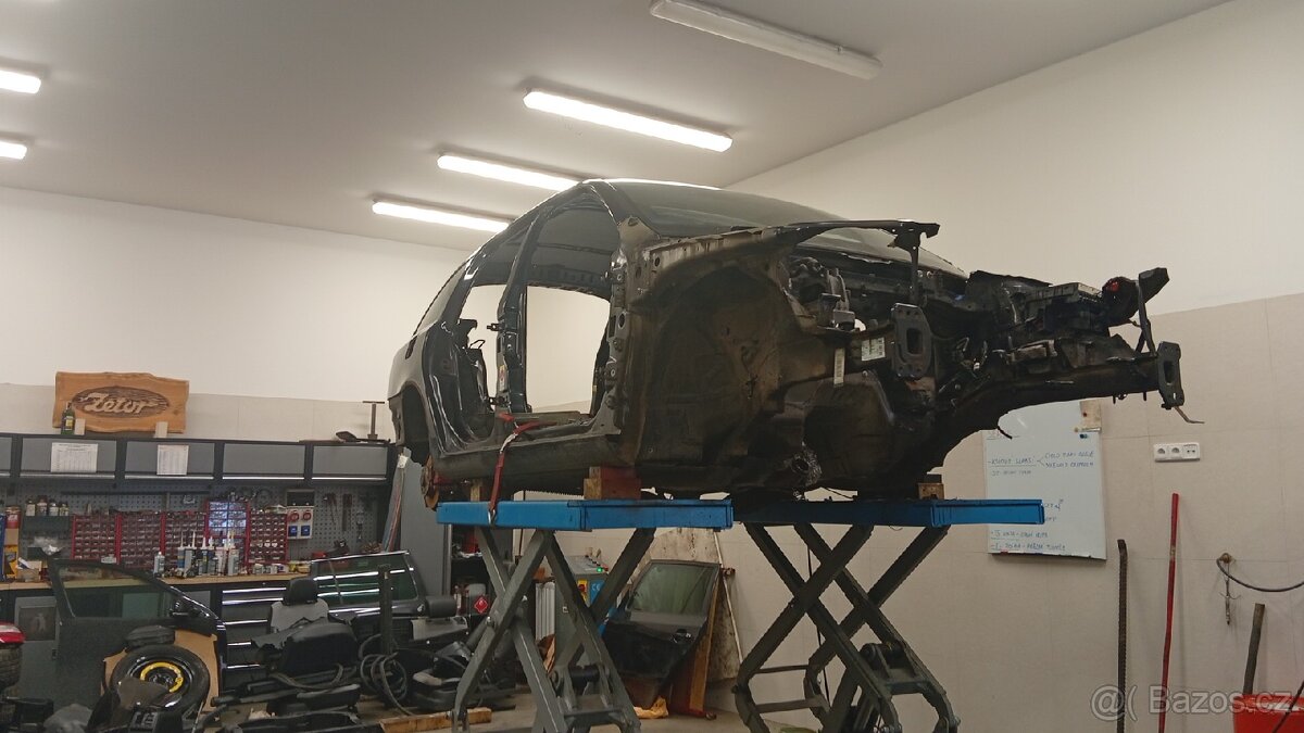 Karoserie škoda Octavia 2 RS combi facelift 2013 - 2