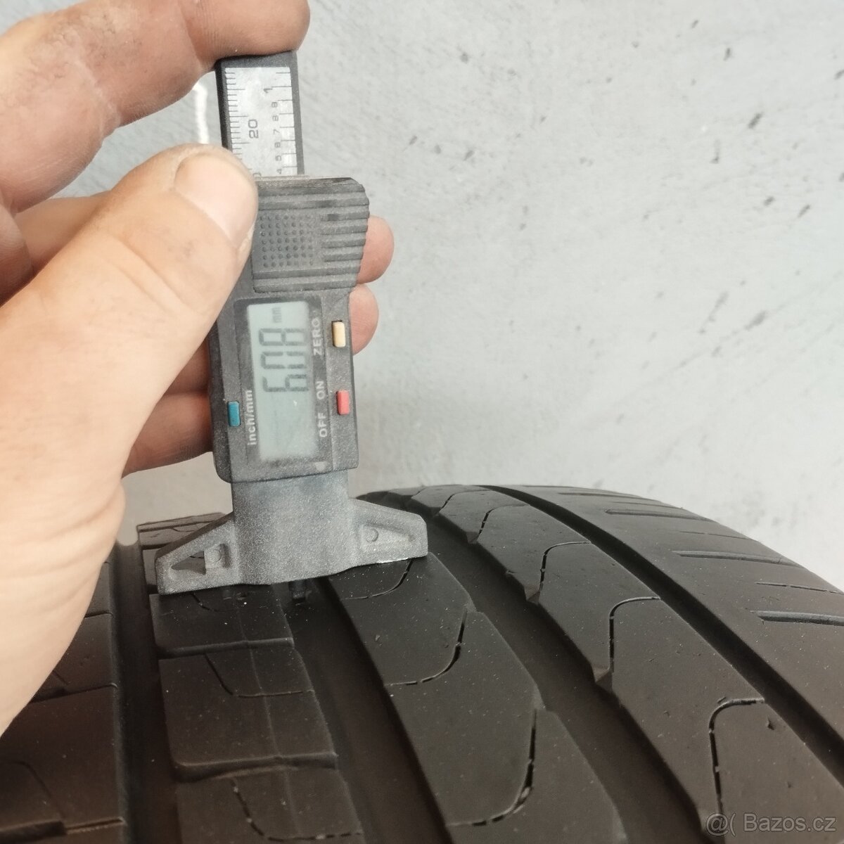 Letní pneumatiky 235/40/19 Pirelli - 2