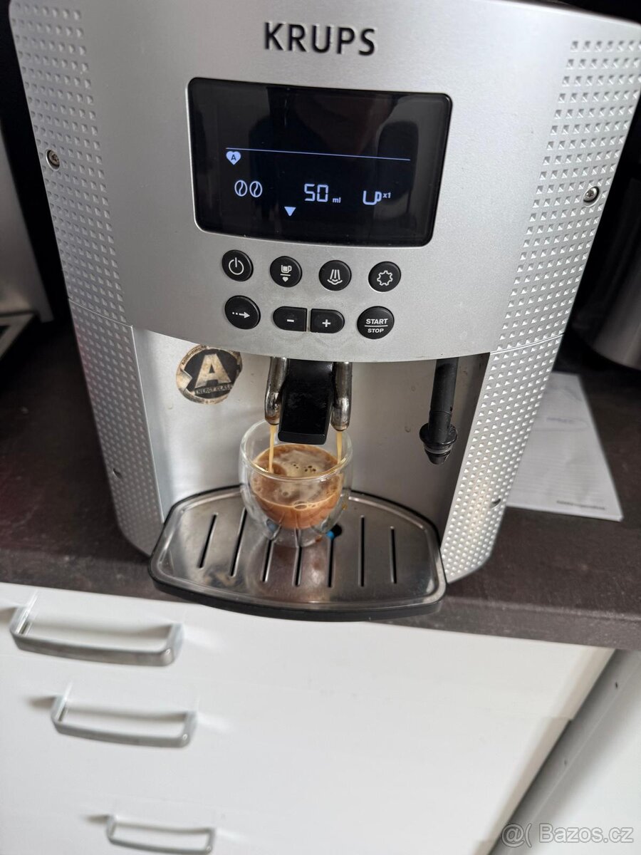 Prodám espresso Krups EA815e70 - 2