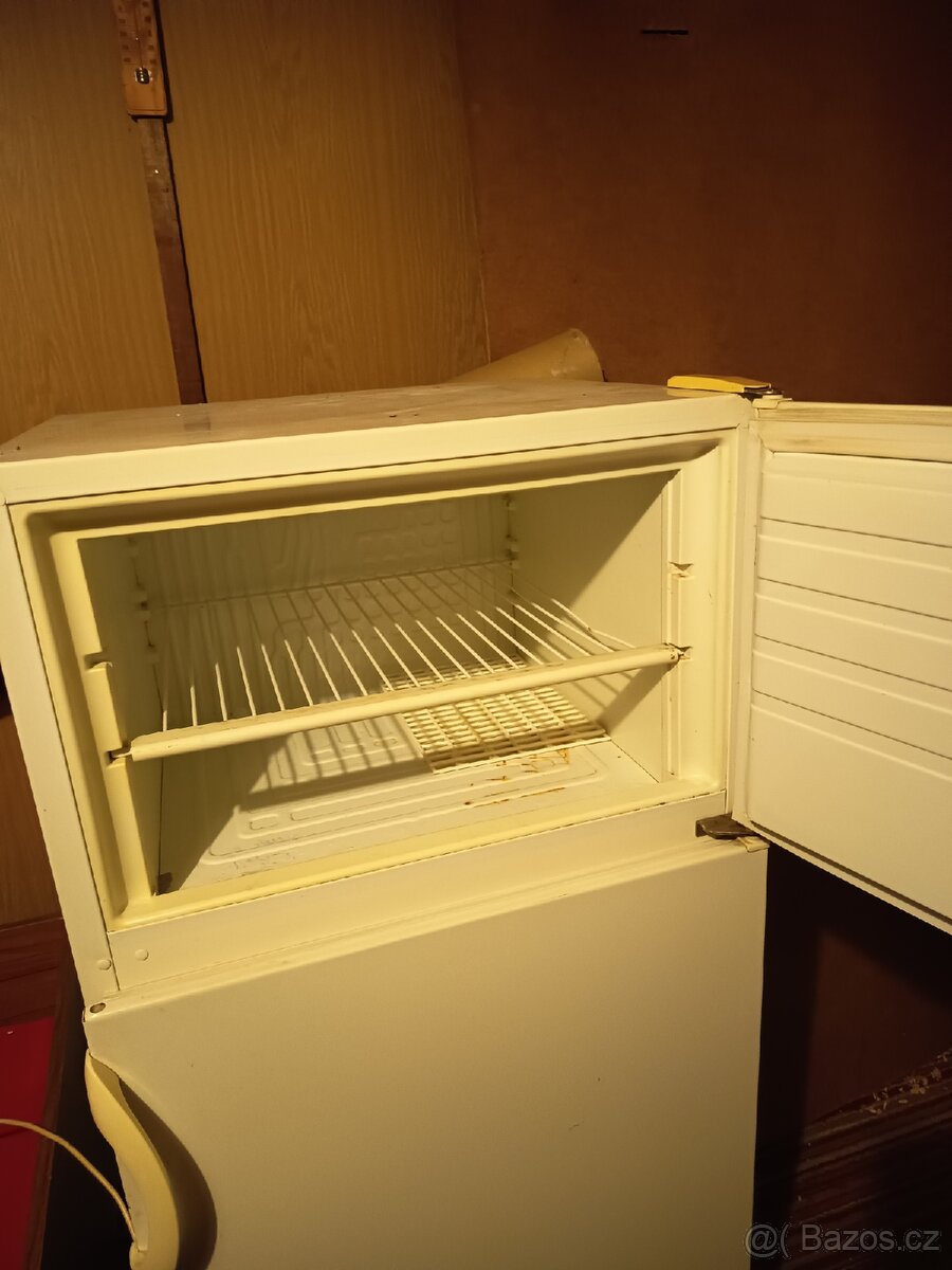 Lednice s mrazákem - 2