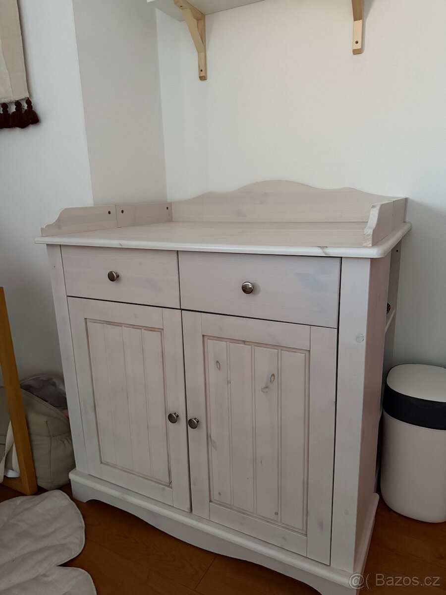 Přebalovací pult - 2