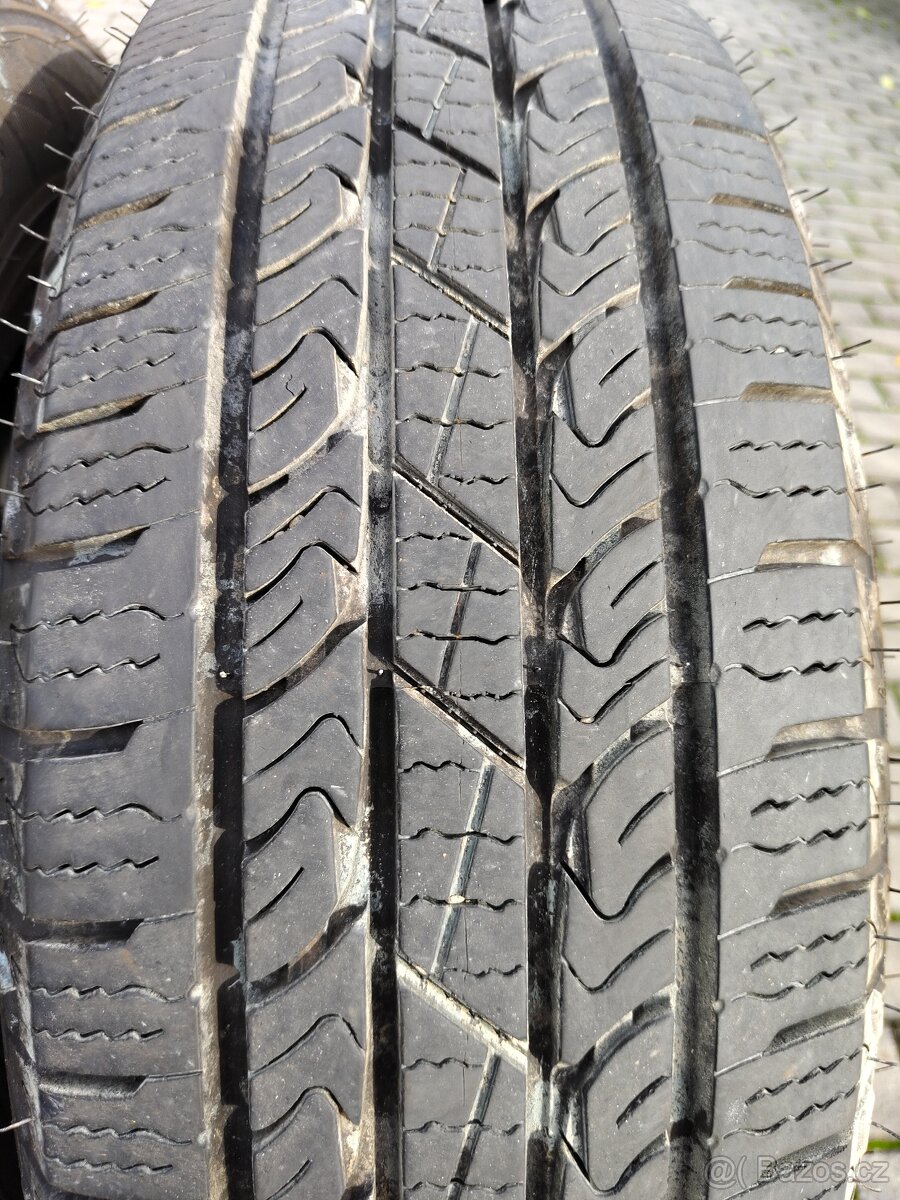 Pneumatiky offroad Nexen celoroční 235/70 r17