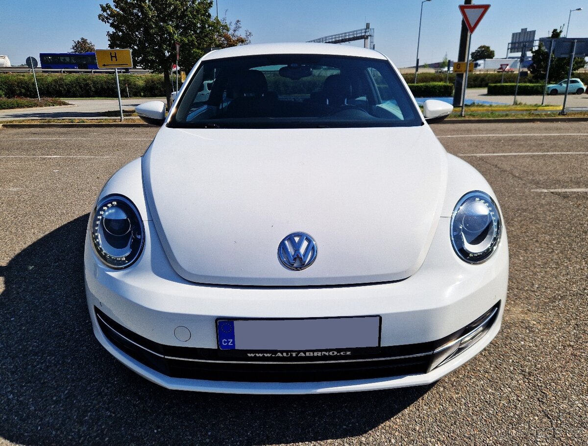 VW BEETLE 1.6TDI 2013 LED/XENON NAVIGACE AUT.PŘEVODOVKA - 2