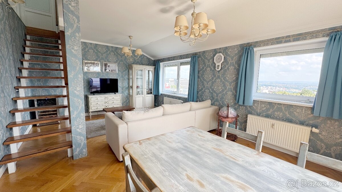 Mezonetový byt 3+kk s 30 m² terasou a dechberoucím výhledem - 2