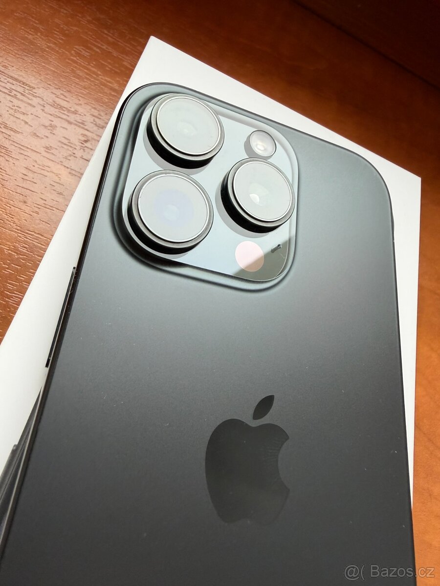 iPhone 16 Pro 128 – barva černý titan - 2