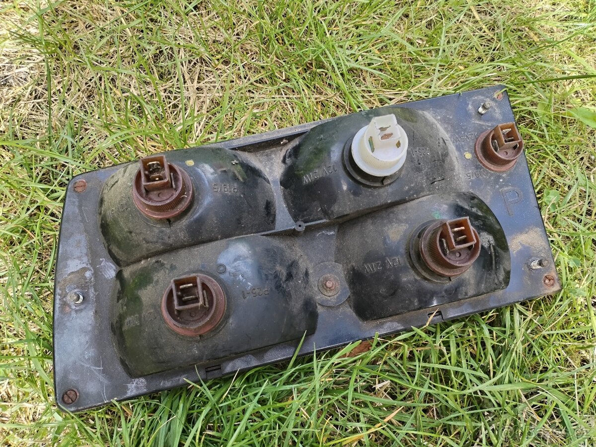 Zadní světlo Škoda 105,120,Rapid - 2