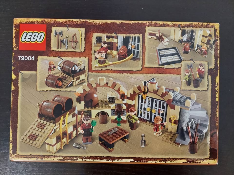LEGO Hobit 79004 Útěk v sudu / The Hobbit Barrel Escape - 2