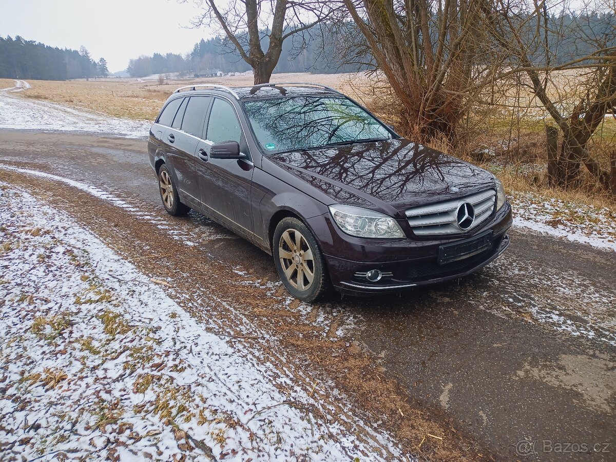 Mercedes-Benz třídy C 2.2cdi 125kw Kombi Avantgarde - 2