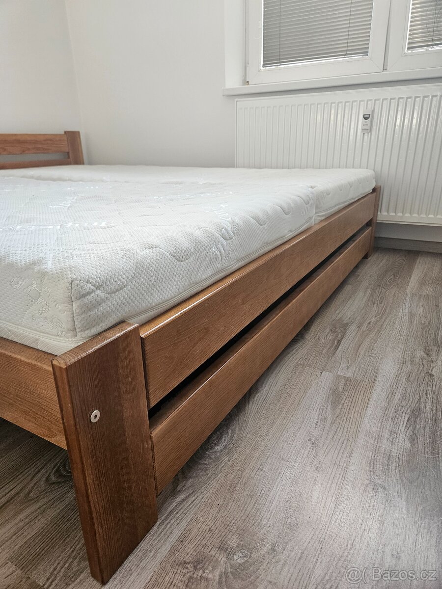 Manželská postel 180x200 - 2