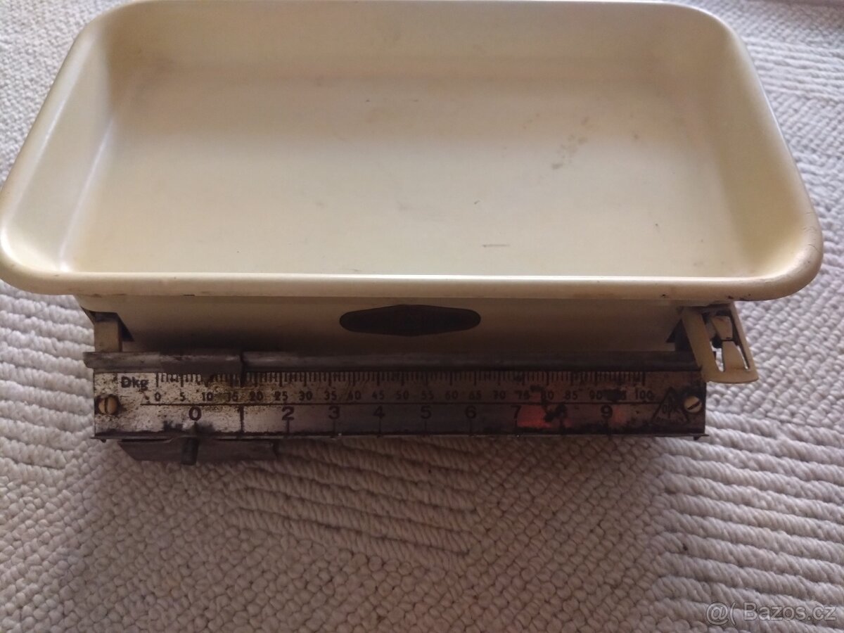 Staré analogické váhy - 2