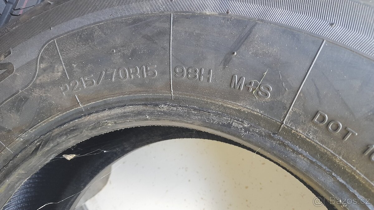 Nové 2x 215/70 r15 - 2