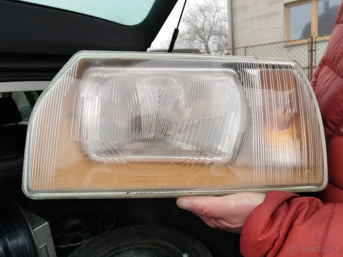 Světla škoda favorit - 2