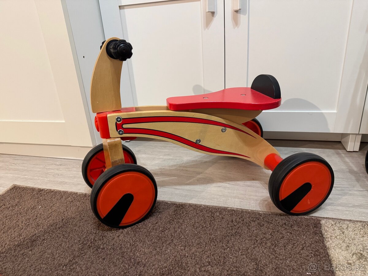 Krásné dřevěné odrážedlo - 2