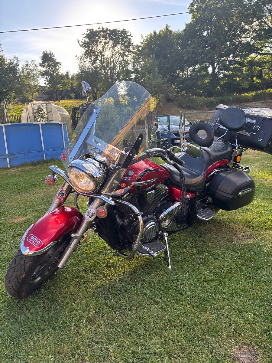 Yamaha XVS 1300A Midnight Star - 2