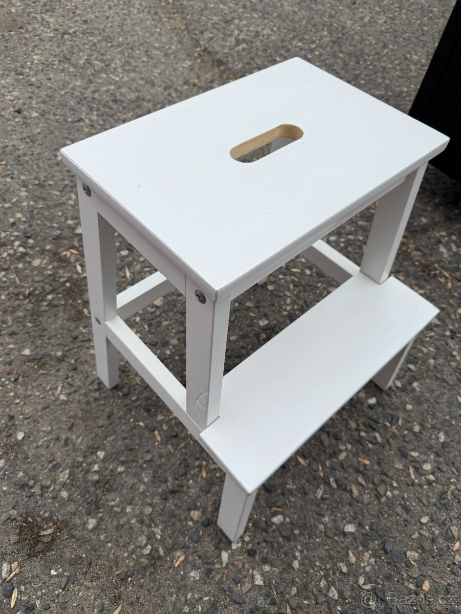 Schůdky IKEA - 2