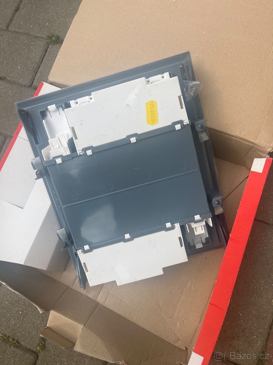 Legrand 89621 rozvaděč - 2
