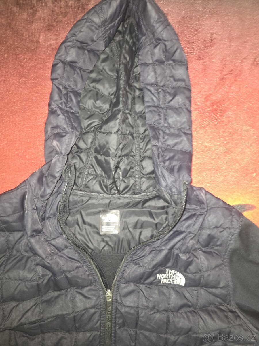 The North Face Hybrid series bunda vel .L stav 8/10 ,sta - 2