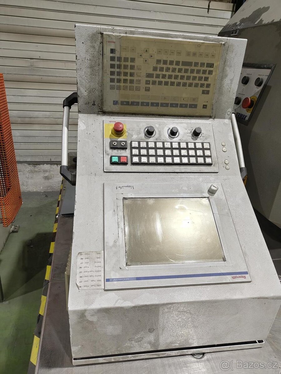 Vysekávací lis ERMAK CPP 1270x30 - 2