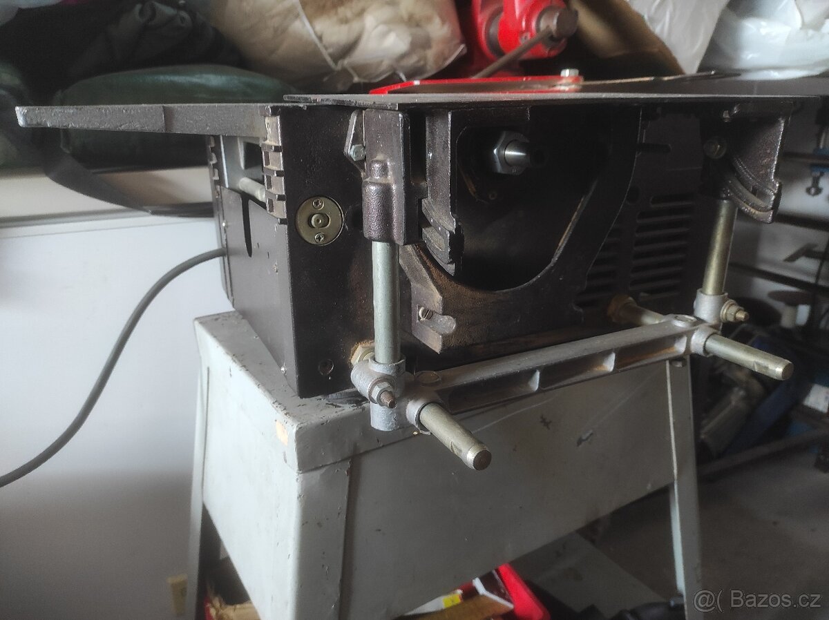 hoblovačka a okružní pila 400V - 2