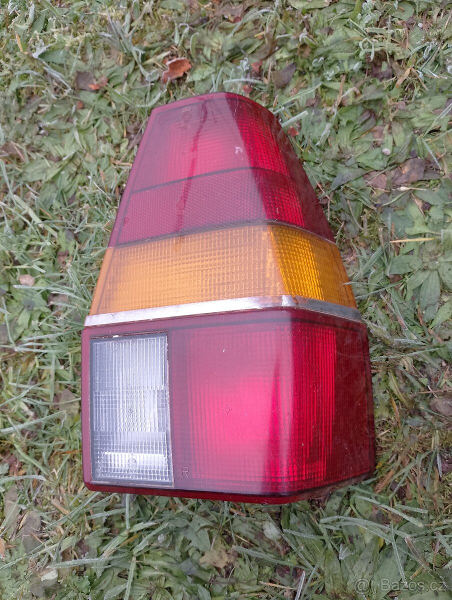 Zadní světlo VW Passat B2 - 2