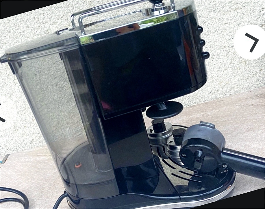 DeLonghi pákový - 2