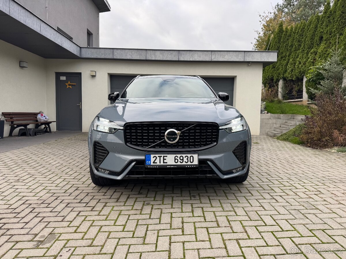 Volvo XC60 B5 R-Design - 2