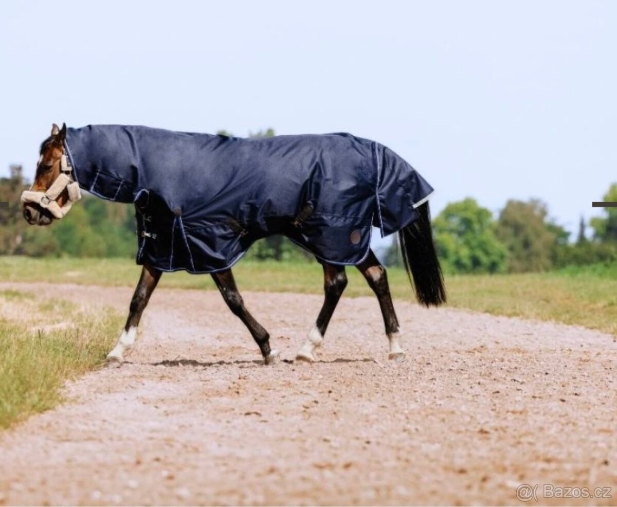 Výběhová deka 145 - 2