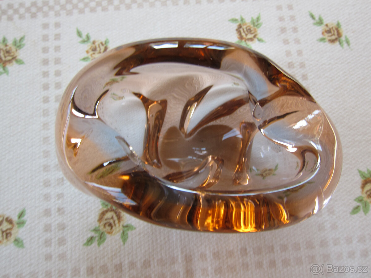 POPELNÍK - HUTNÍ SKLO - 2