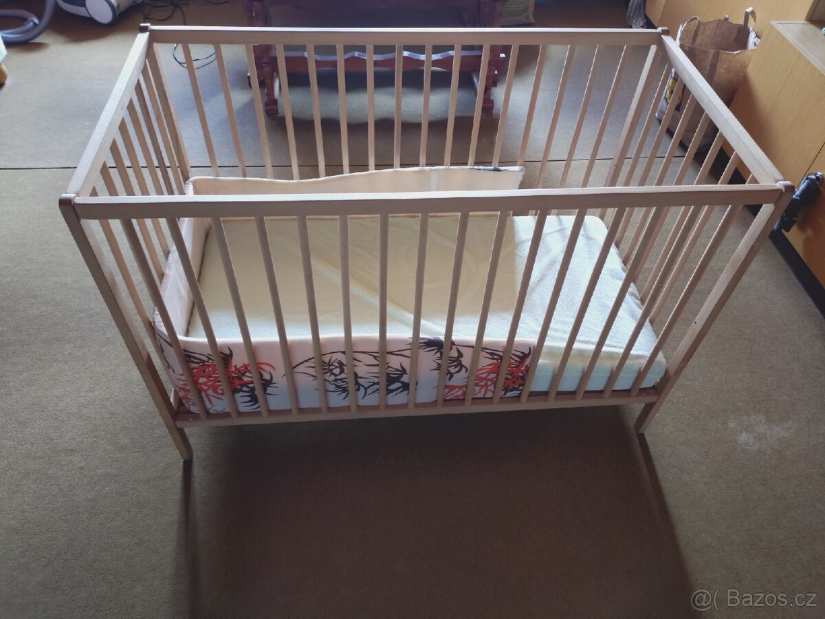 Prodám dětskou postýlku - 2