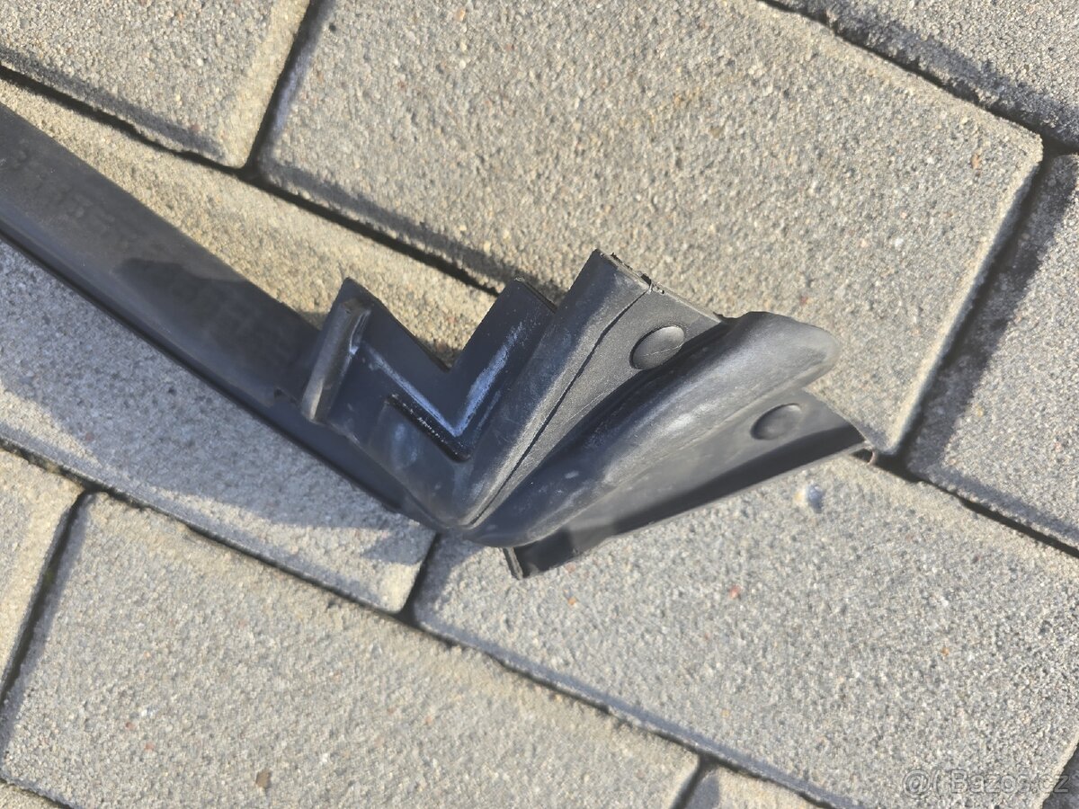 Challenger sametka vnitřní dveřní leva - 2