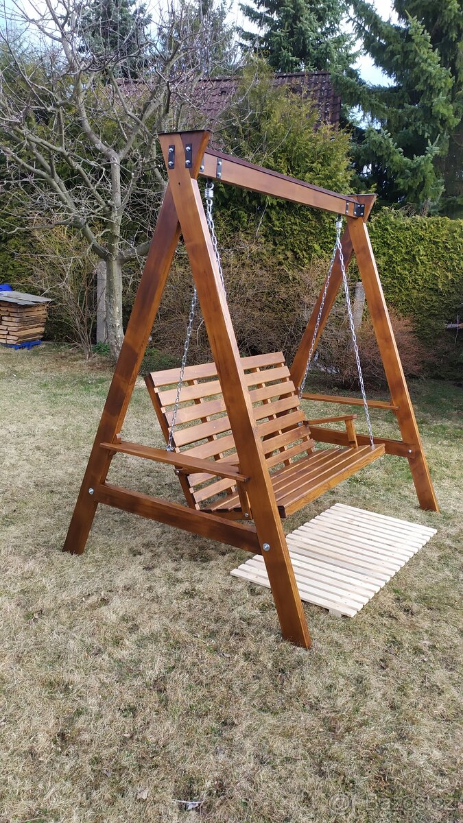 Zahradní houpačka - 2