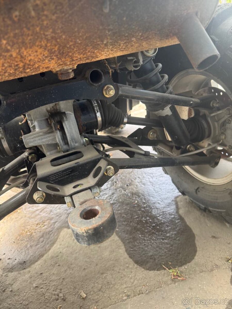 Polaris Sportsman 850 EFI na opravu / díly