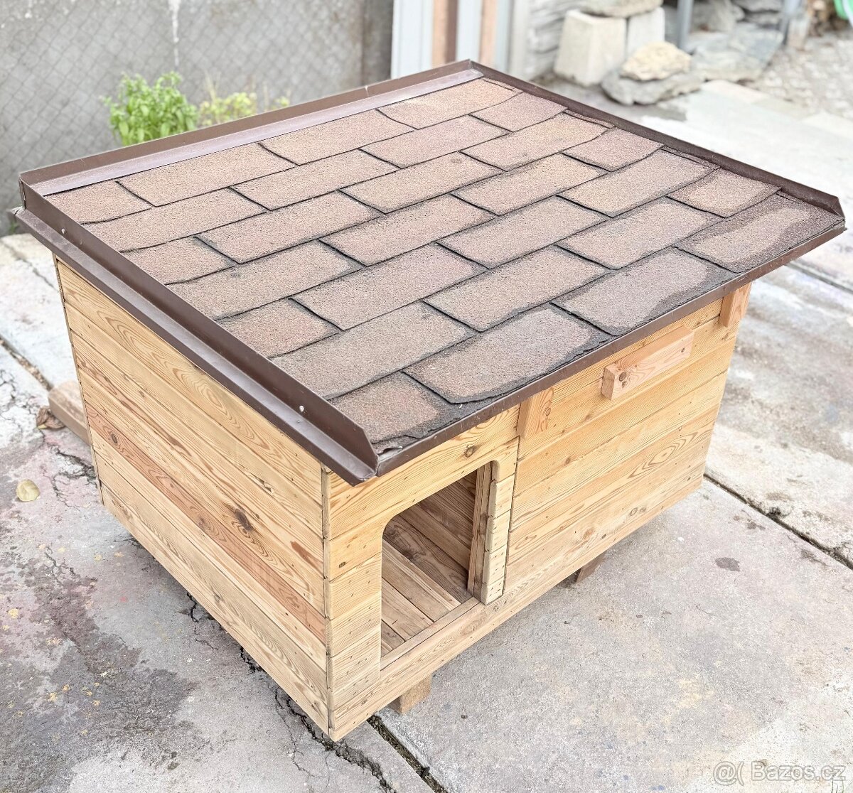 Zateplená bouda s předsíní pro psa - 2