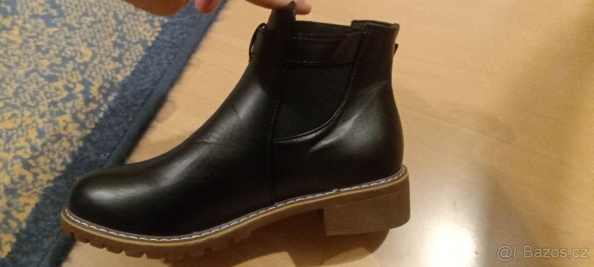 Dámské nové boty - 2