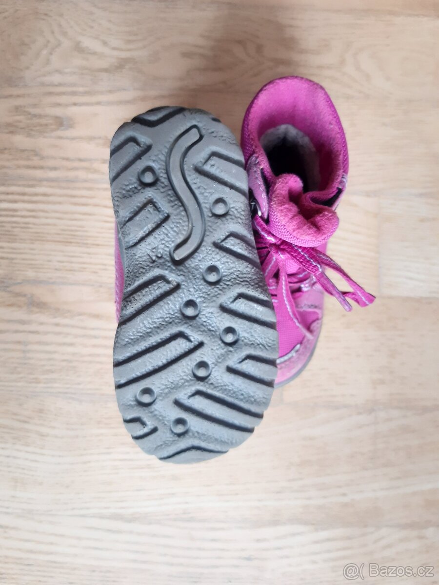 Dívčí boty Superfit vel 21 a 22 - 2