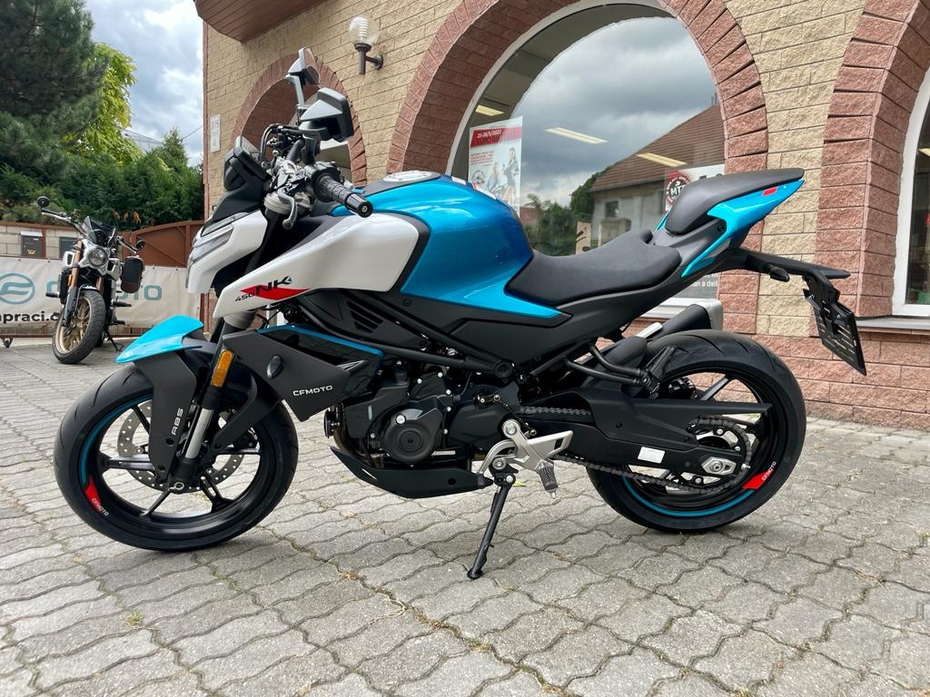 CFMOTO 450NK - 2
